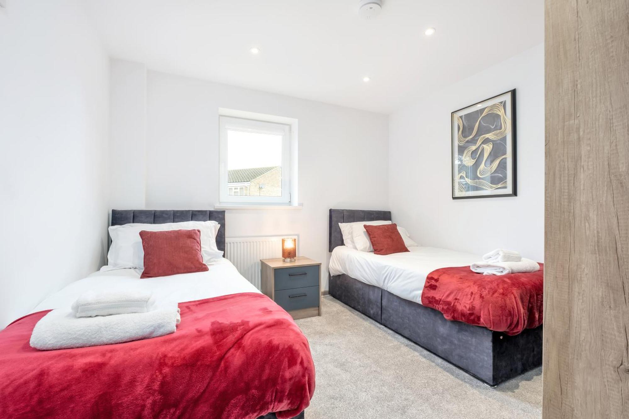 Perfect For Contractors And Leisure - Close To City Centre Apartment - Sleeps Up To 5 Peterborough Eksteriør billede